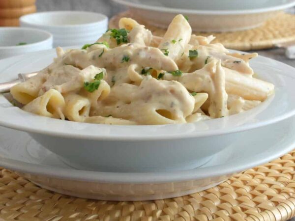 Creamy Garlic Chicken Pasta